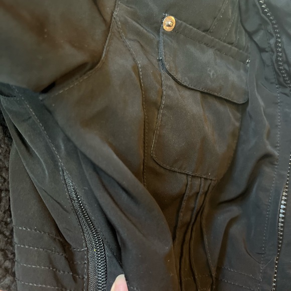 Burton dry ride black snowboard/ski jacket - Picture 7 of 10